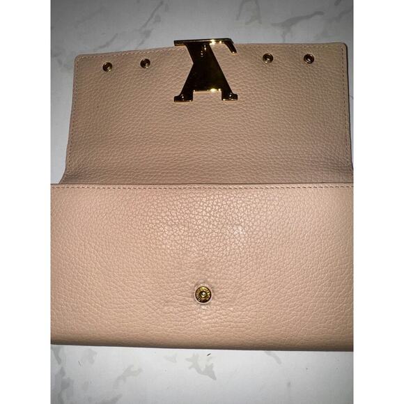 Louis Vuitton Wallet in Light Pink - Excellent Condition - Picture 4 of 8